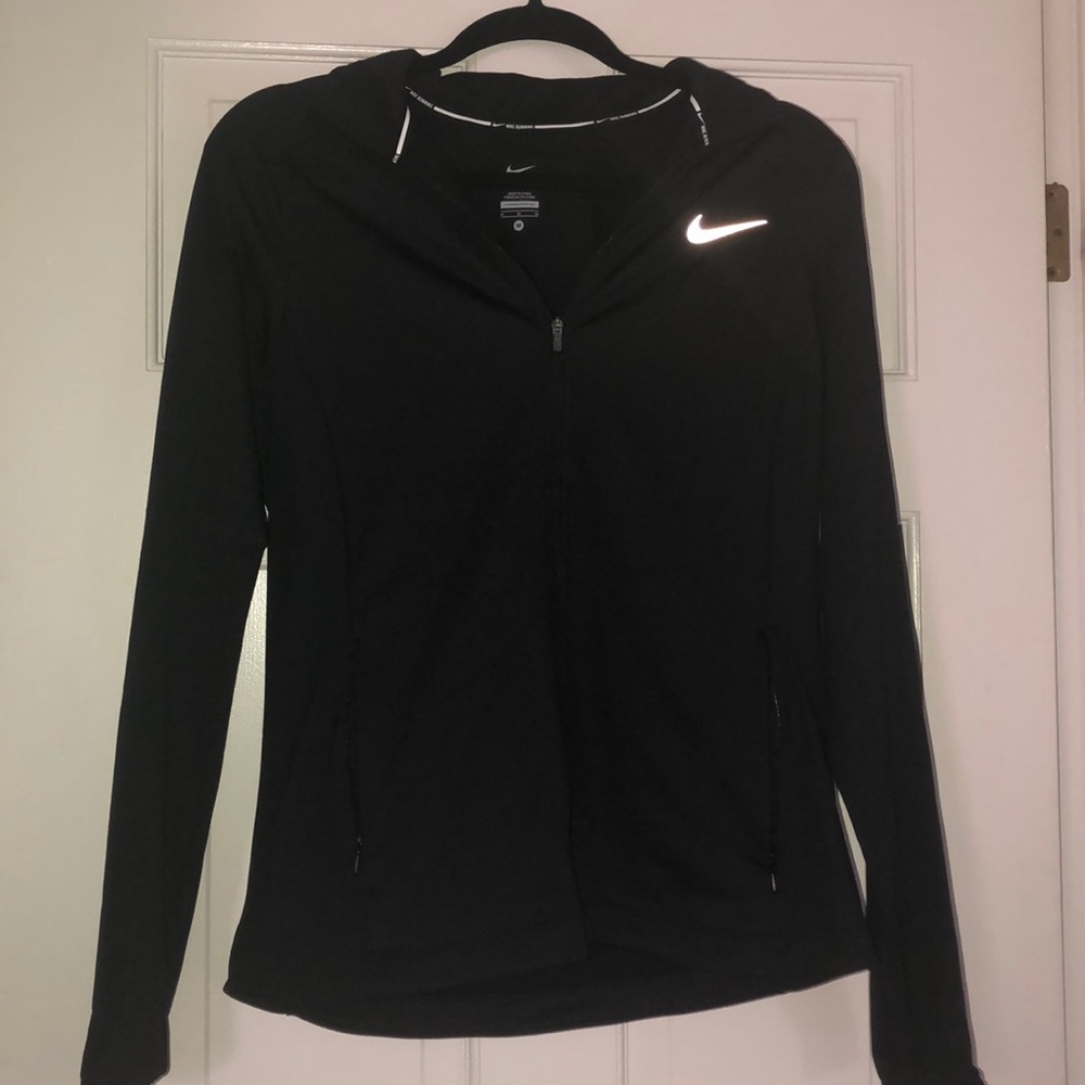 NWOT Nike Size Medium Full Zip Long Sleeve Top